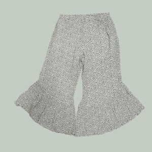 Women's Gaucho Crop Floral Wide Leg Ruffle Hem Pants size‎ Medium Summer Boho
